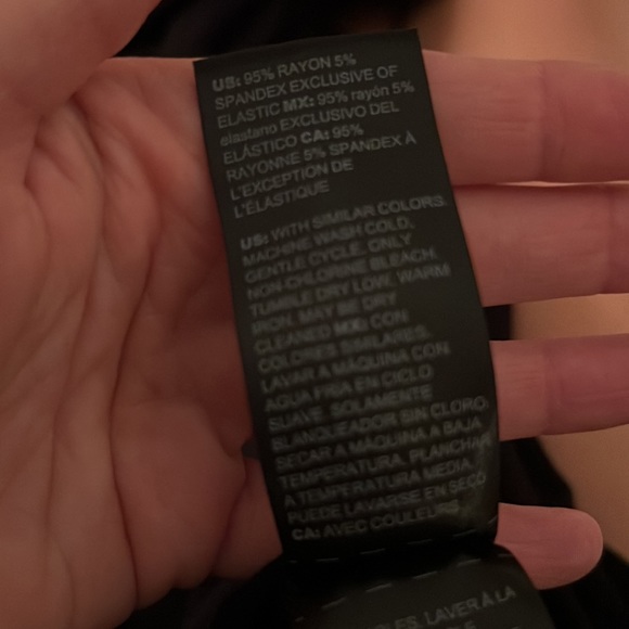 jersey dress size Small Adorable ruching at the sides of waist, slits by legs - Picture 4 of 7